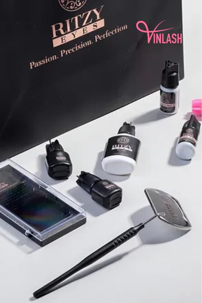 Ritzy Eyes, a prominent name among lash extensions suppliers Ireland