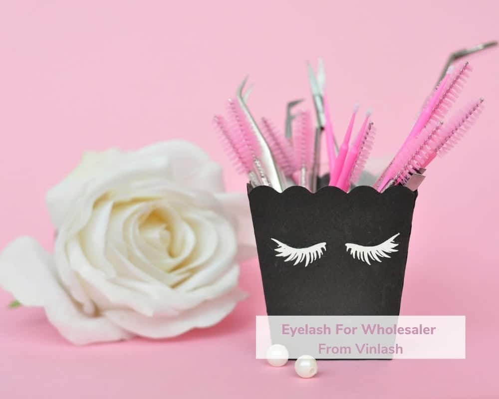 how-to-remove-eyelash-extensions-after-heavy-makeup