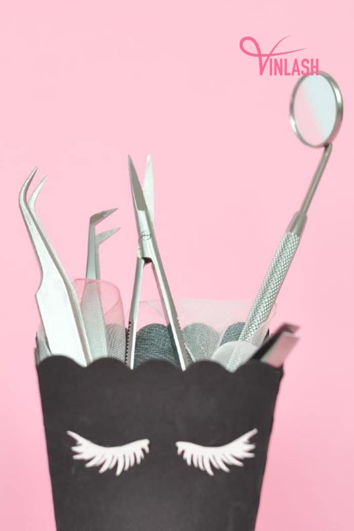 obtain-the-tweezers-of-your-choice-from-a-favored-lash-tweezer-vendor-6