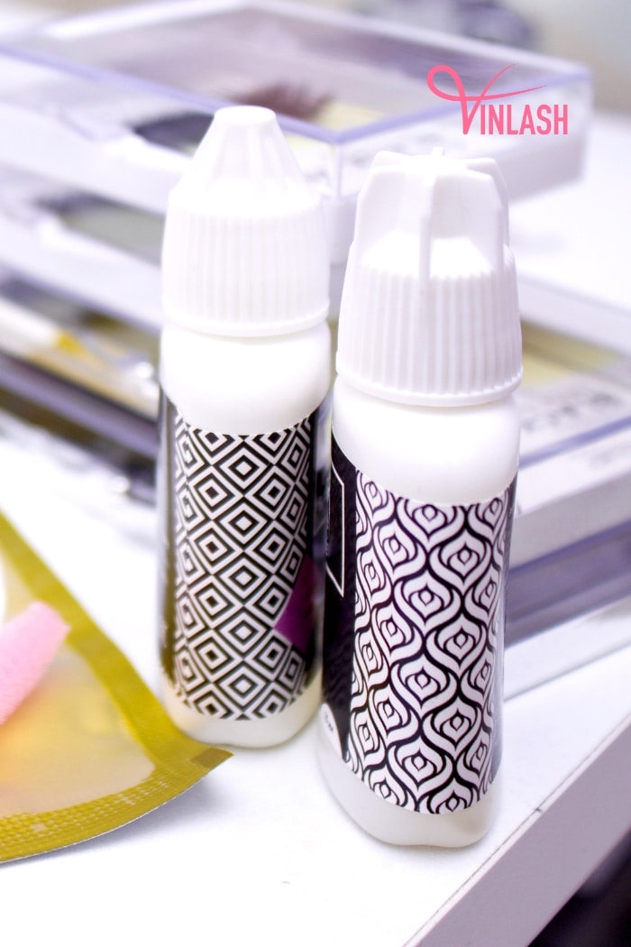 misconceptions-about-lash-glue-and-how-to-choose-a-trustworthy-lash-glue-vendor-2