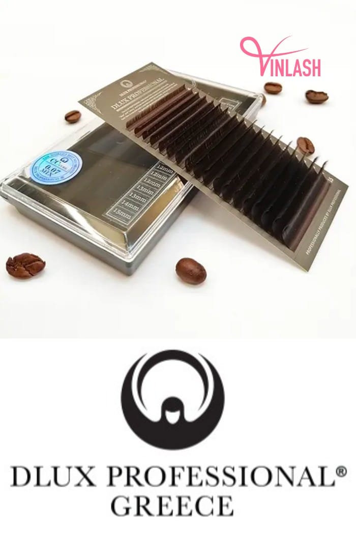 DLUX Professional Greece provides an extensive range of eyelash extension products and accessories