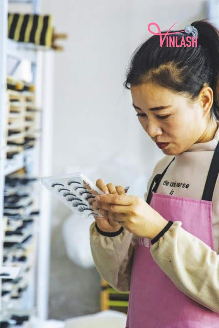 Bulk Eyelashes Company, your ultimate destination for top-notch eyelash products