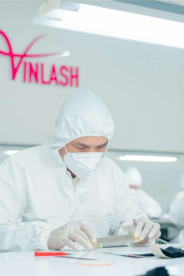 Vinlash is the trusted manufacturer for your hybrid lashes
