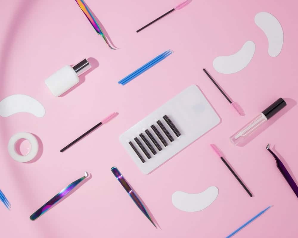 how-to-remove-eyelash-extensions-after-heavy-makeup